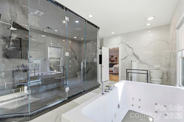 4407 Oglukian Road, Charlotte, NC 28226