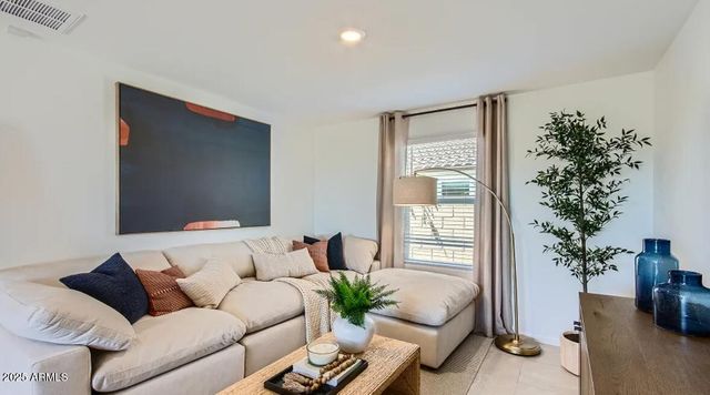 17396 N Del Mar Avenue, Maricopa, AZ 85138