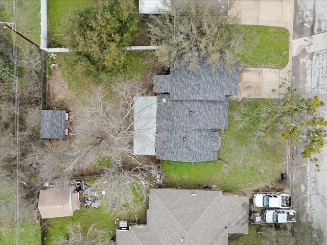 201 Oakridge Drive, Weatherford, TX 76086