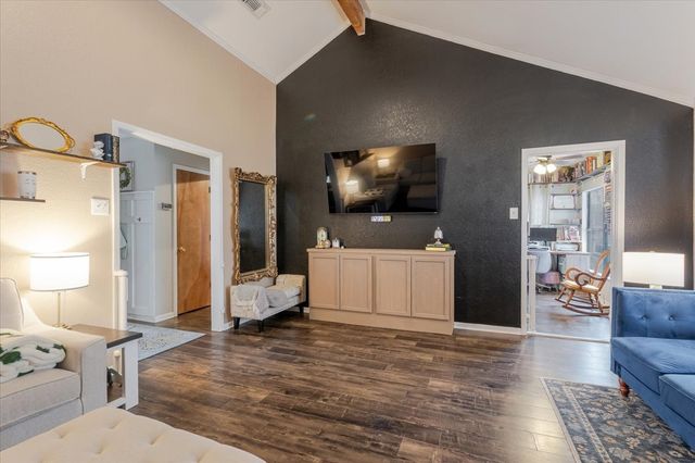 201 Oakridge Drive, Weatherford, TX 76086