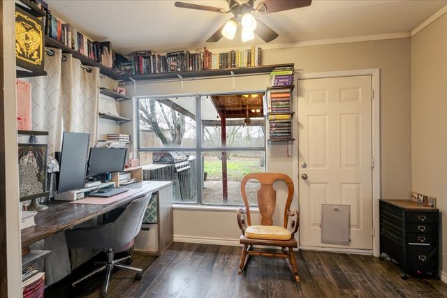 201 Oakridge Drive, Weatherford, TX 76086