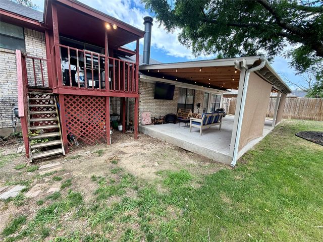 201 Oakridge Drive, Weatherford, TX 76086