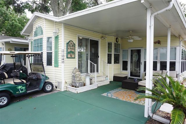 21040 LAZY DAYS CIRCLE, Lutz, FL 33558
