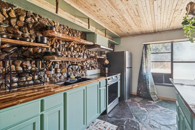 805 Quinette Drive, Seagoville, TX 75159