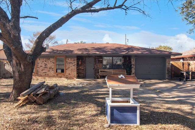 805 Quinette Drive, Seagoville, TX 75159