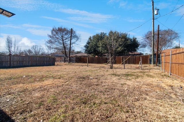 805 Quinette Drive, Seagoville, TX 75159