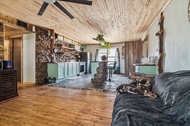 805 Quinette Drive, Seagoville, TX 75159