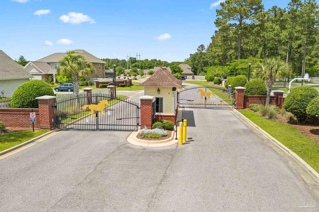 6059 Huntington Creek Blvd, Pensacola, FL 32526