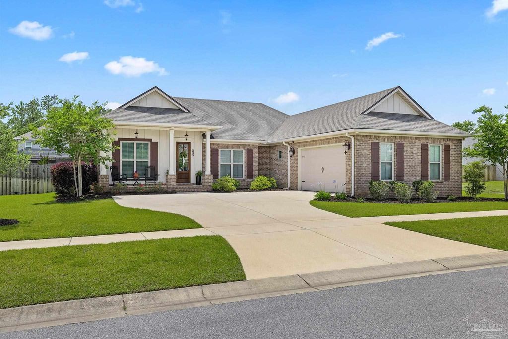 6059 Huntington Creek Blvd, Pensacola, FL 32526