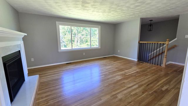 62 Millville Rd, Mendon, MA 01756