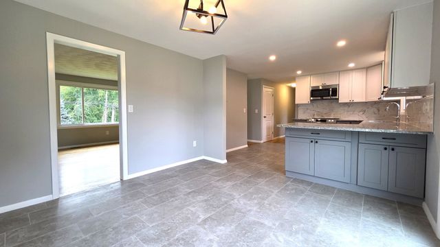 62 Millville Rd, Mendon, MA 01756
