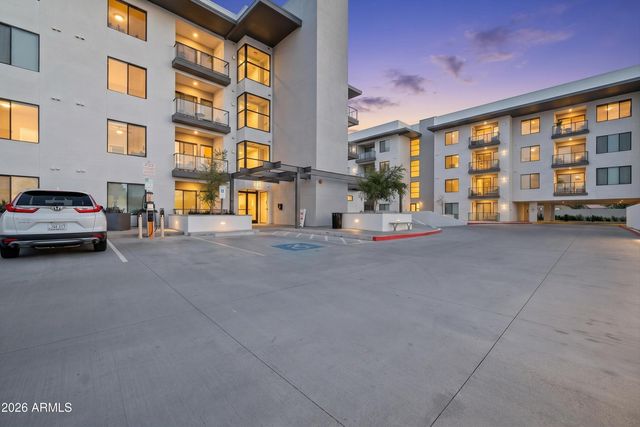 7300 E EARLL Drive 4015, Scottsdale, AZ 85251