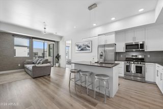 7300 E EARLL Drive 4015, Scottsdale, AZ 85251