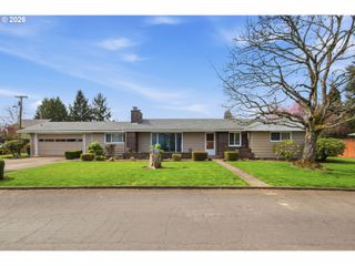 1420 EVERGREEN Dr, Eugene, OR 97404