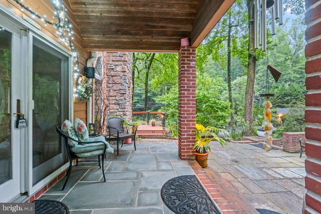 2407 CUB HILL, Baltimore, MD 21234