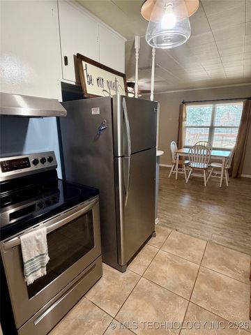 8908 Pear Street, Kingston, OK 73439