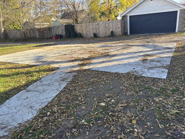 1008 Adams Street, Grand Rapids, MI 49507