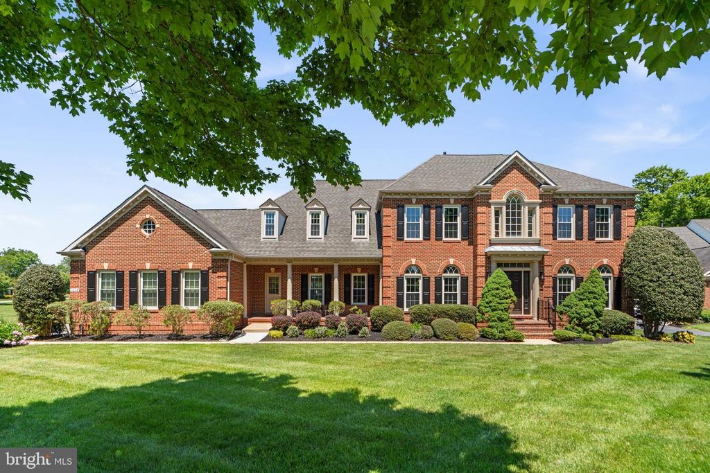 Image 1 of property listing at 11009 BITTERSWEET CT, Ellicott City, MD 21042