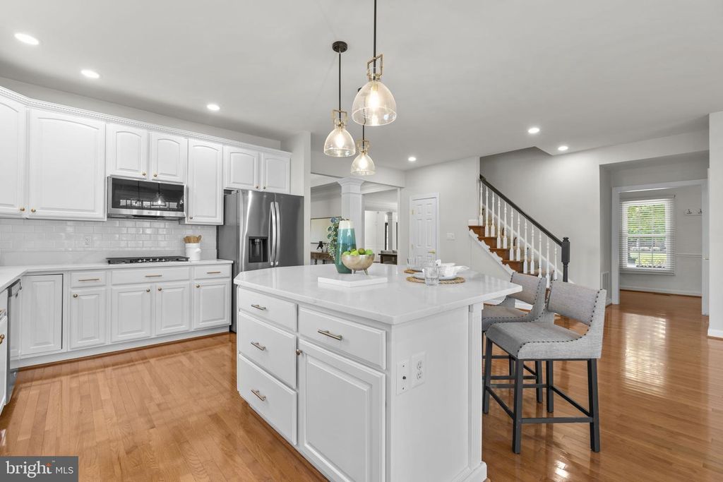 Image 18 of property listing at 11009 BITTERSWEET CT, Ellicott City, MD 21042