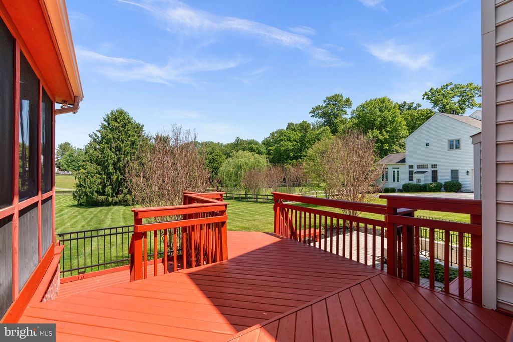 Image 70 of property listing at 11009 BITTERSWEET CT, Ellicott City, MD 21042
