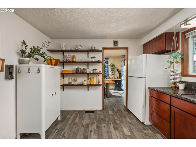 4574 Se 85TH Ave, Portland, OR 97266