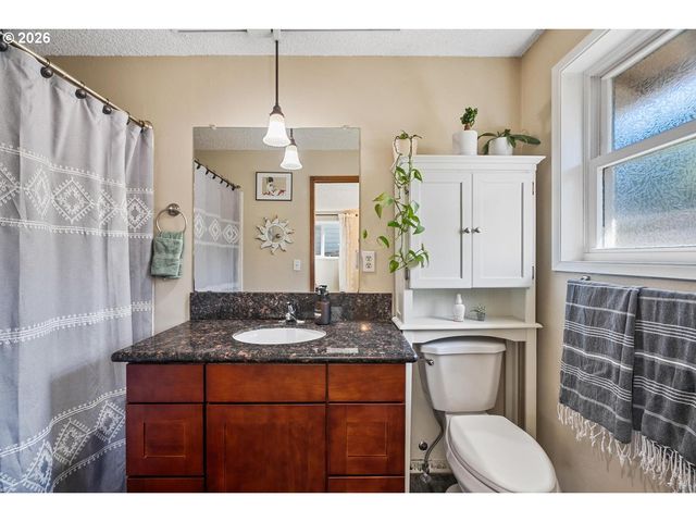 4574 Se 85TH Ave, Portland, OR 97266