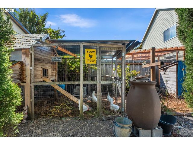4574 Se 85TH Ave, Portland, OR 97266