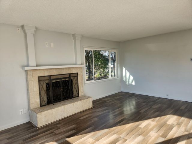 402 Emerald Circle, Medford, OR 97501