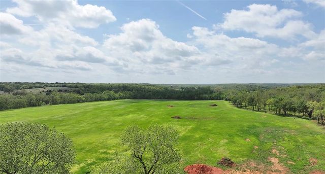 6 Wild Horse Creek, Luther, OK 73054