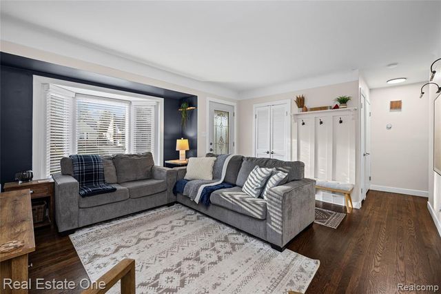 2654 Royal Avenue, Berkley, MI 48072