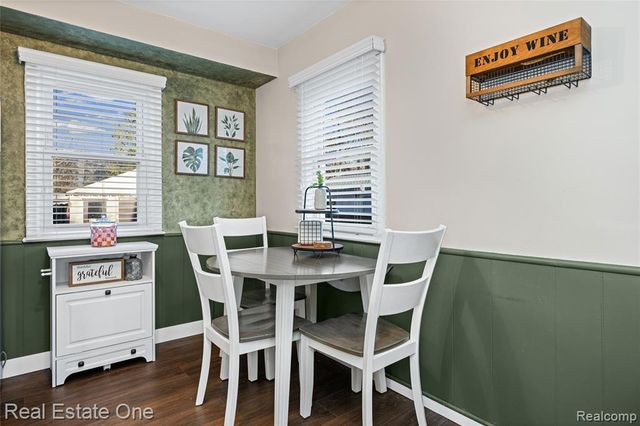 2654 Royal Avenue, Berkley, MI 48072