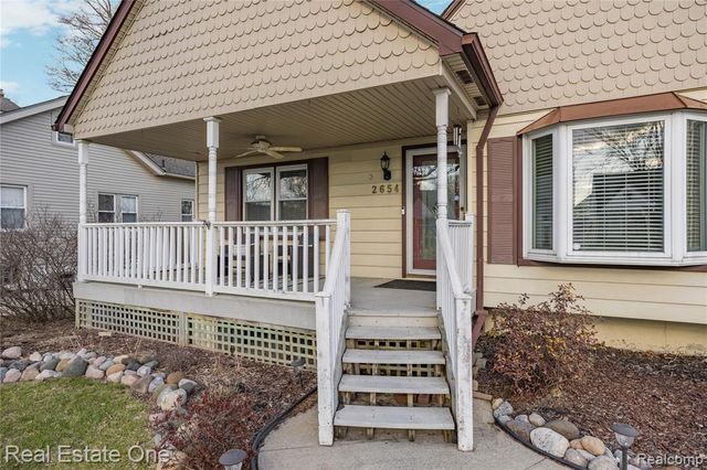 2654 Royal Avenue, Berkley, MI 48072