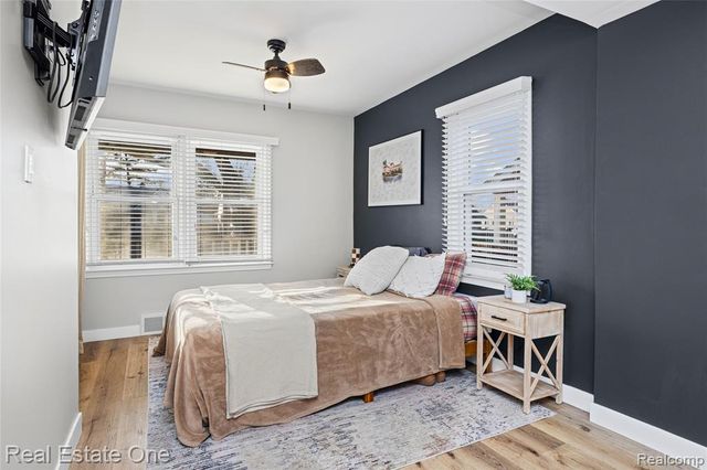 2654 Royal Avenue, Berkley, MI 48072