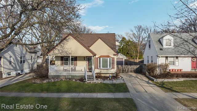 2654 Royal Avenue, Berkley, MI 48072