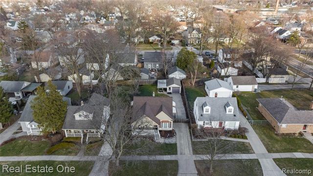 2654 Royal Avenue, Berkley, MI 48072