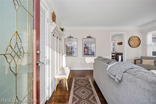 2654 Royal Avenue, Berkley, MI 48072