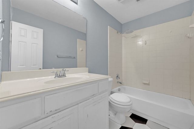 1970 Garrison Way, Garland, TX 75040