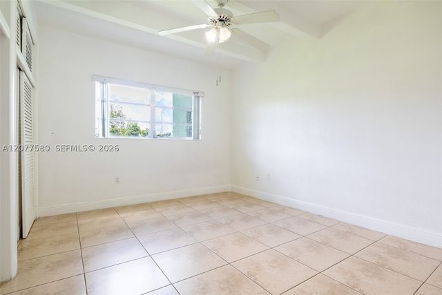 7620 SW 82nd St J102, Miami, FL 33143