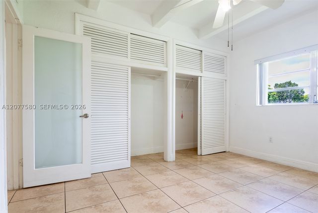 7620 SW 82nd St J102, Miami, FL 33143