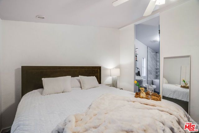 1165 Cherokee, Topanga (los Angeles), CA 90290