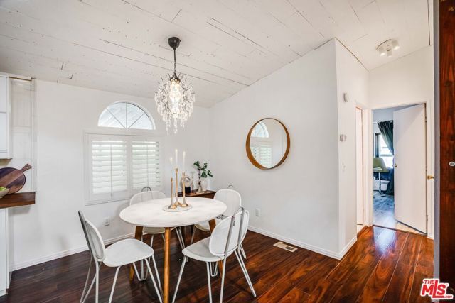 1165 Cherokee, Topanga (los Angeles), CA 90290