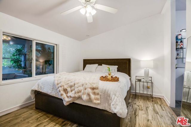 1165 Cherokee, Topanga (los Angeles), CA 90290