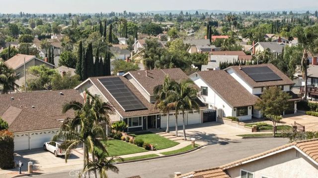 186 N Quail Lane, Orange, CA 92869