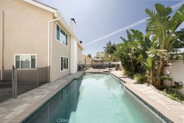 186 N Quail Lane, Orange, CA 92869