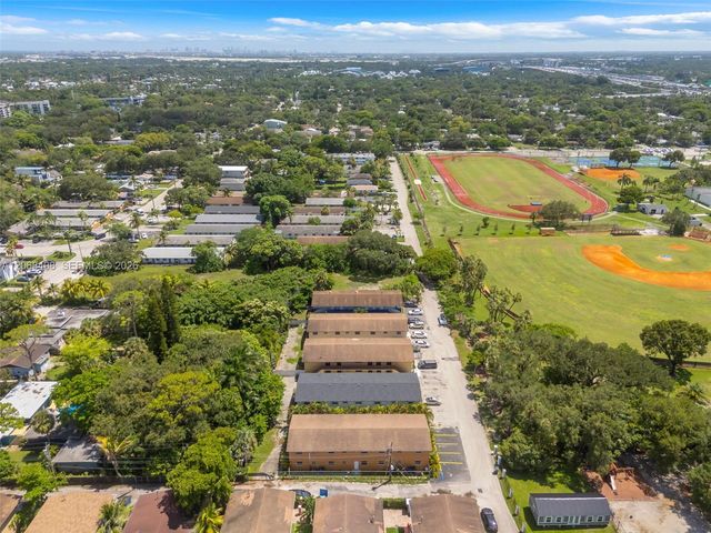 624 SW 16th Avenue C, Fort Lauderdale, FL 33312