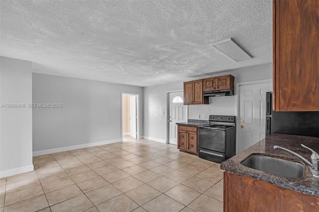 624 SW 16th Avenue C, Fort Lauderdale, FL 33312
