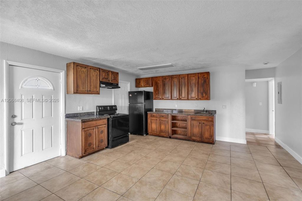 624 SW 16th Avenue C, Fort Lauderdale, FL 33312
