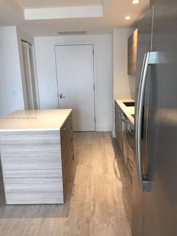 121 NE 34th St 1803, Miami, FL 33137