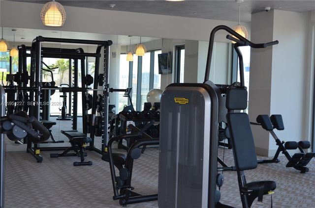 121 NE 34th St 1803, Miami, FL 33137