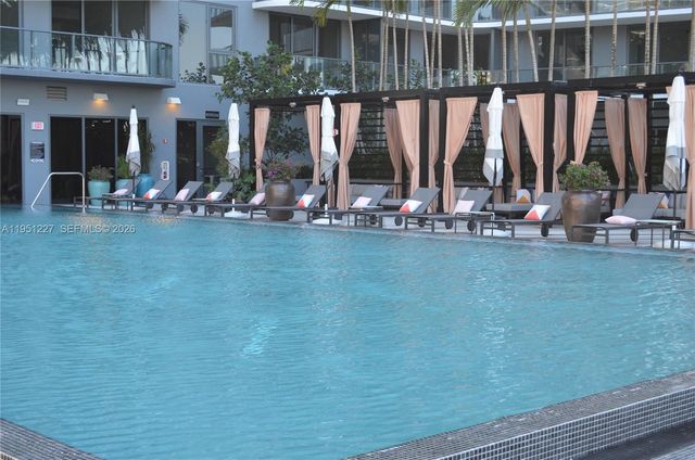 121 NE 34th St 1803, Miami, FL 33137